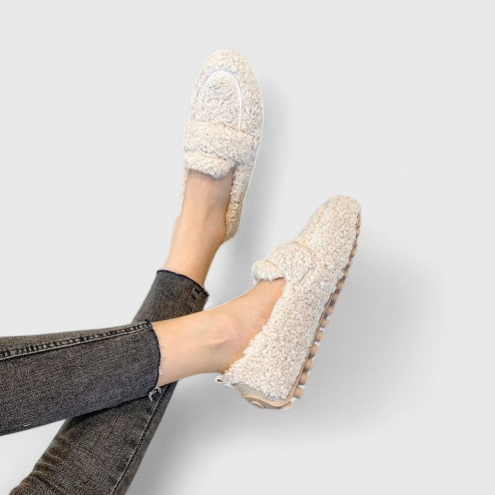 Lois | Warm Slippers with an Elegant Design