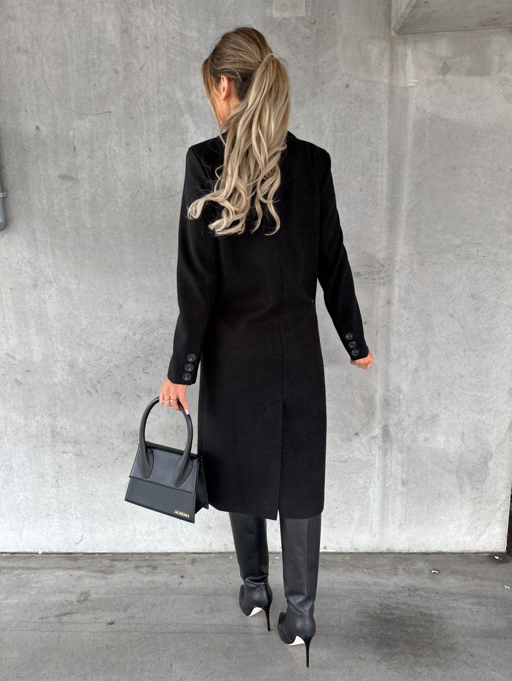 Averra | Classic Elegant Long Coat