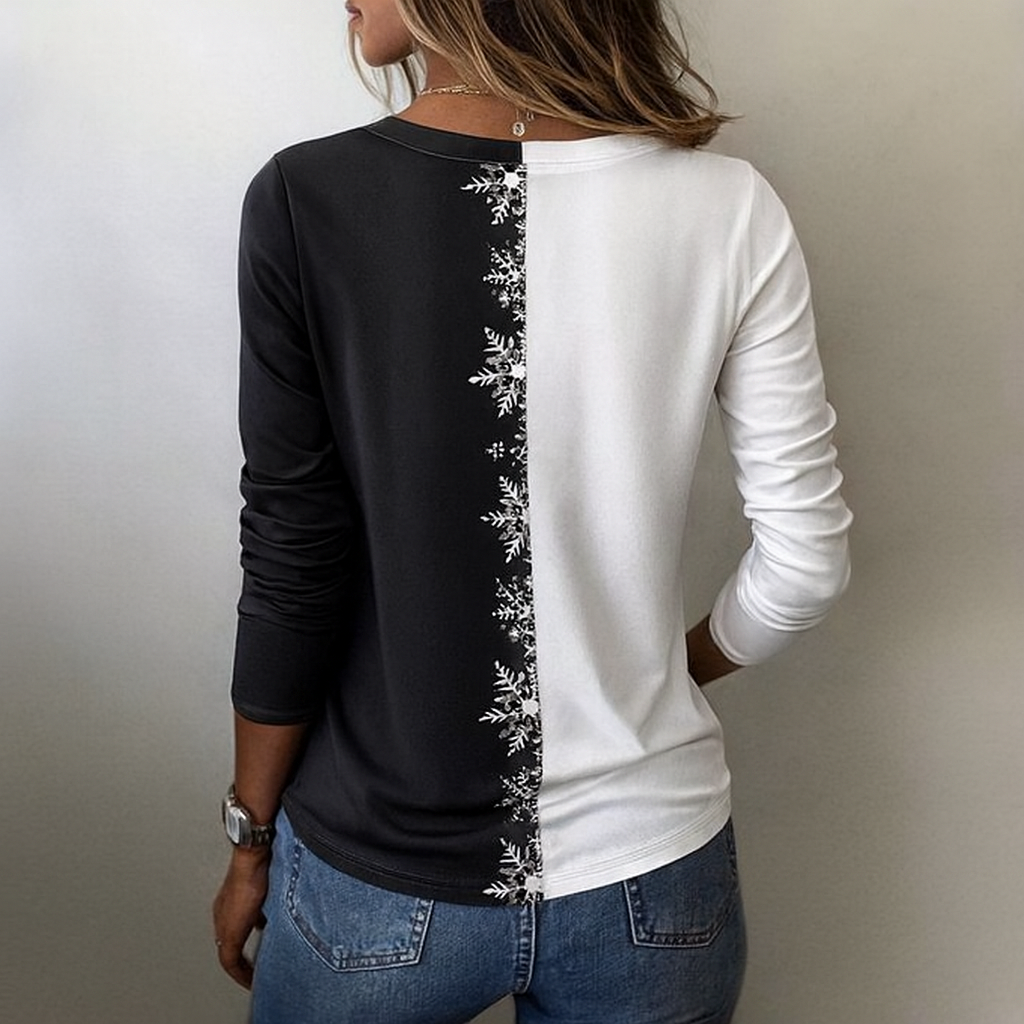 Scarlett | Snowy Smile V-Neck Christmas Top