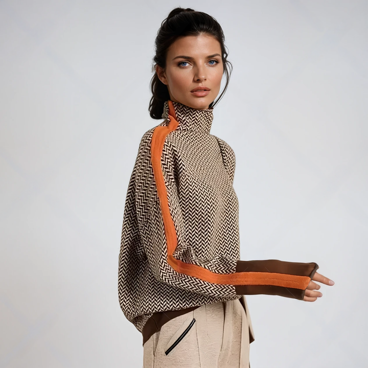 Holly | Turtleneck with striking contrasting stripes