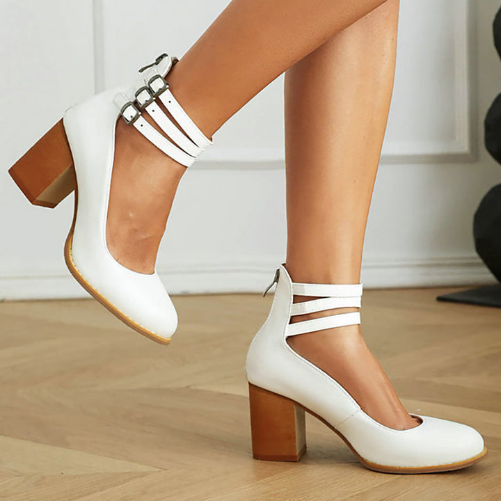 Caa | Smooth sandals with ankle strap and thick heel